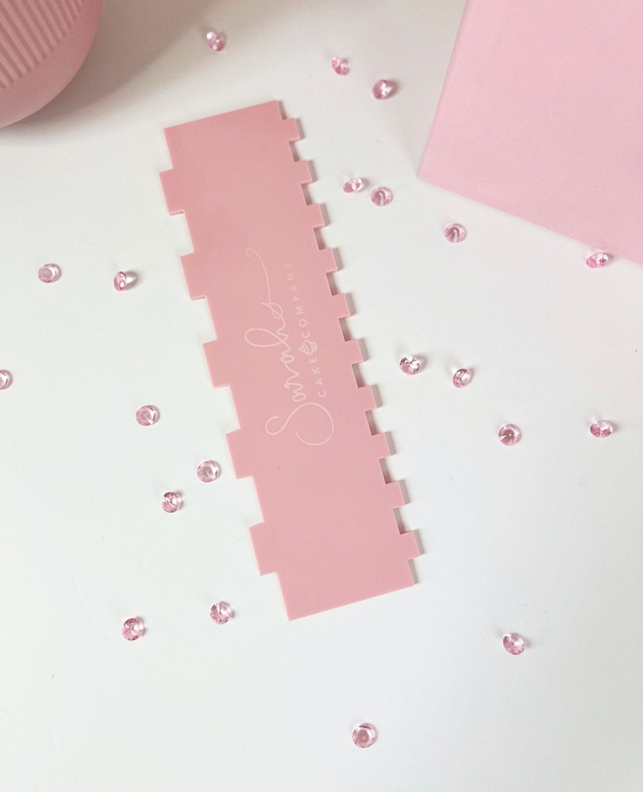 Striped Edged Scraper - Style 2 image 0